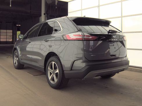 Used 2024 Ford Edge SEL w/ Convenience Package AWD/4WD image 16
