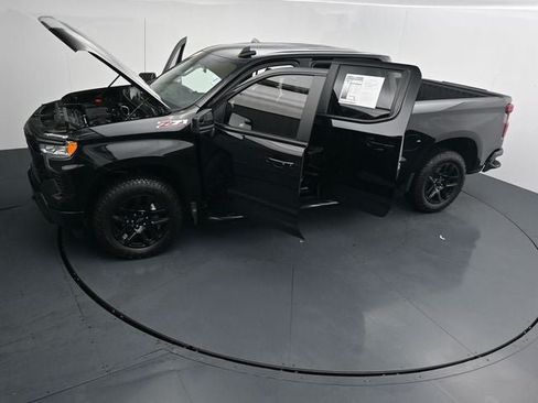 Used 2025 Chevrolet Silverado 1500 RST AWD/4WD image 35