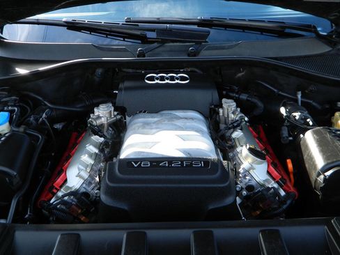 Used 2009 Audi Q7 4.2 Prestige image 24