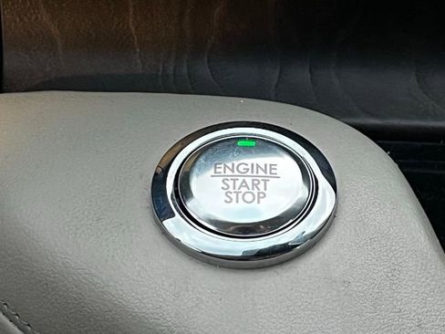 Used 2023 Lincoln Aviator Reserve w/ Equipment Group 201A image 23