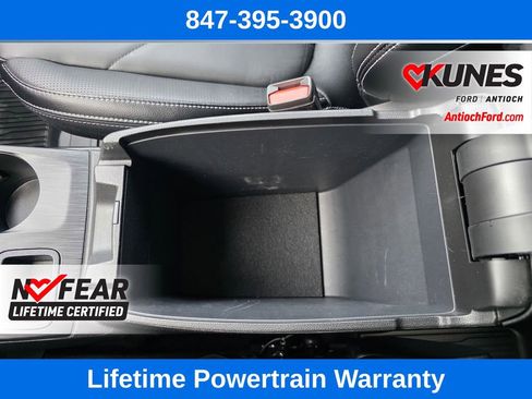 Certified 2025 Ford Escape Platinum w/ Premium Technology Package image 59