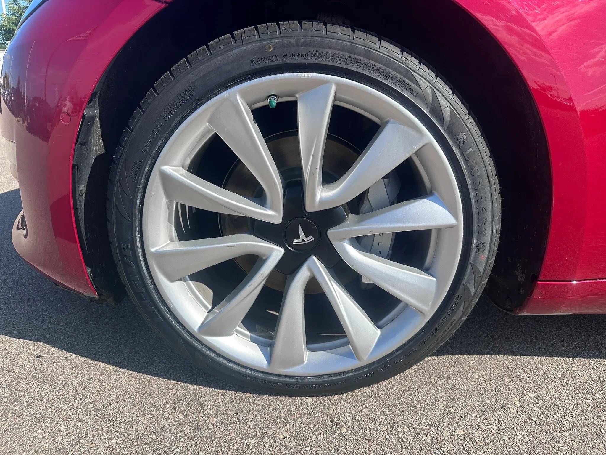 Used 2018 Tesla Model 3 Long Range AWD/4WD image 17