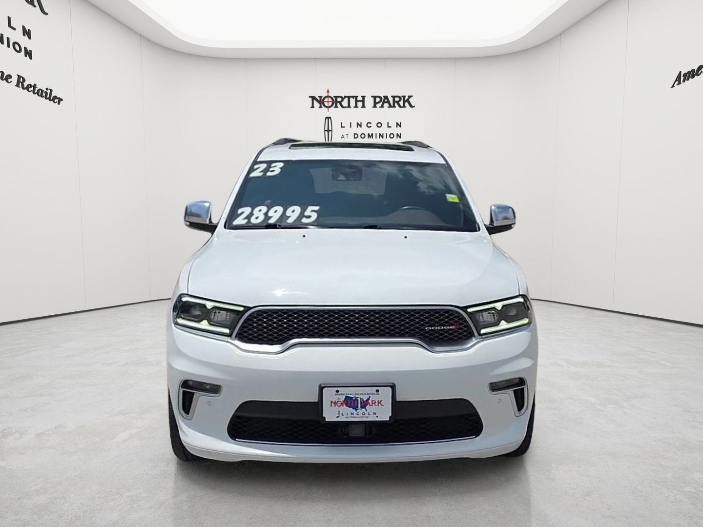 Used 2023 Dodge Durango Citadel RWD image 8
