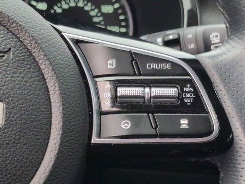 Used 2023 Kia Seltos SX w/ SX Sunroof Package image 25