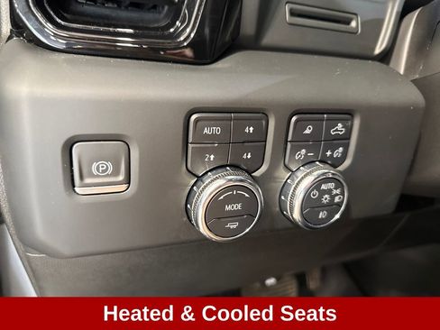 Used 2023 GMC Sierra 1500 AT4 w/ AT4 Preferred Package AWD/4WD image 10