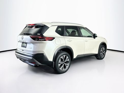 Used 2023 Nissan Rogue SV w/ SV Premium B Package FWD image 9