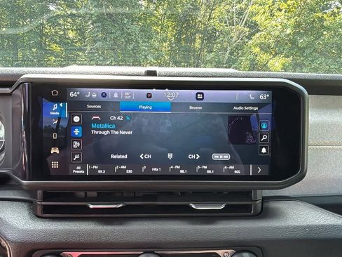 Used 2024 Jeep Wrangler Willys image 22