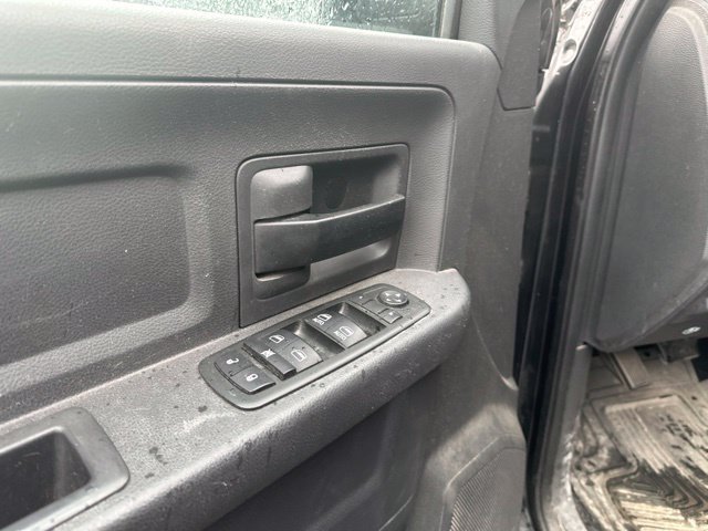 Used 2011 RAM 2500 ST w/ ST Popular Equipment Group AWD/4WD image 24