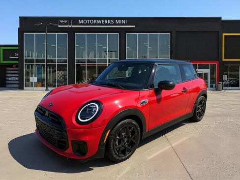 New 2026 MINI Cooper S image 1