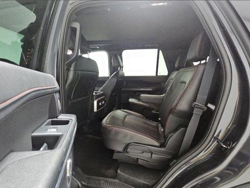 Used 2022 Ford Expedition Limited AWD/4WD image 7