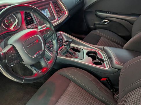 Used 2015 Dodge Challenger R/T w/ Quick Order Package 28B R/T image 4