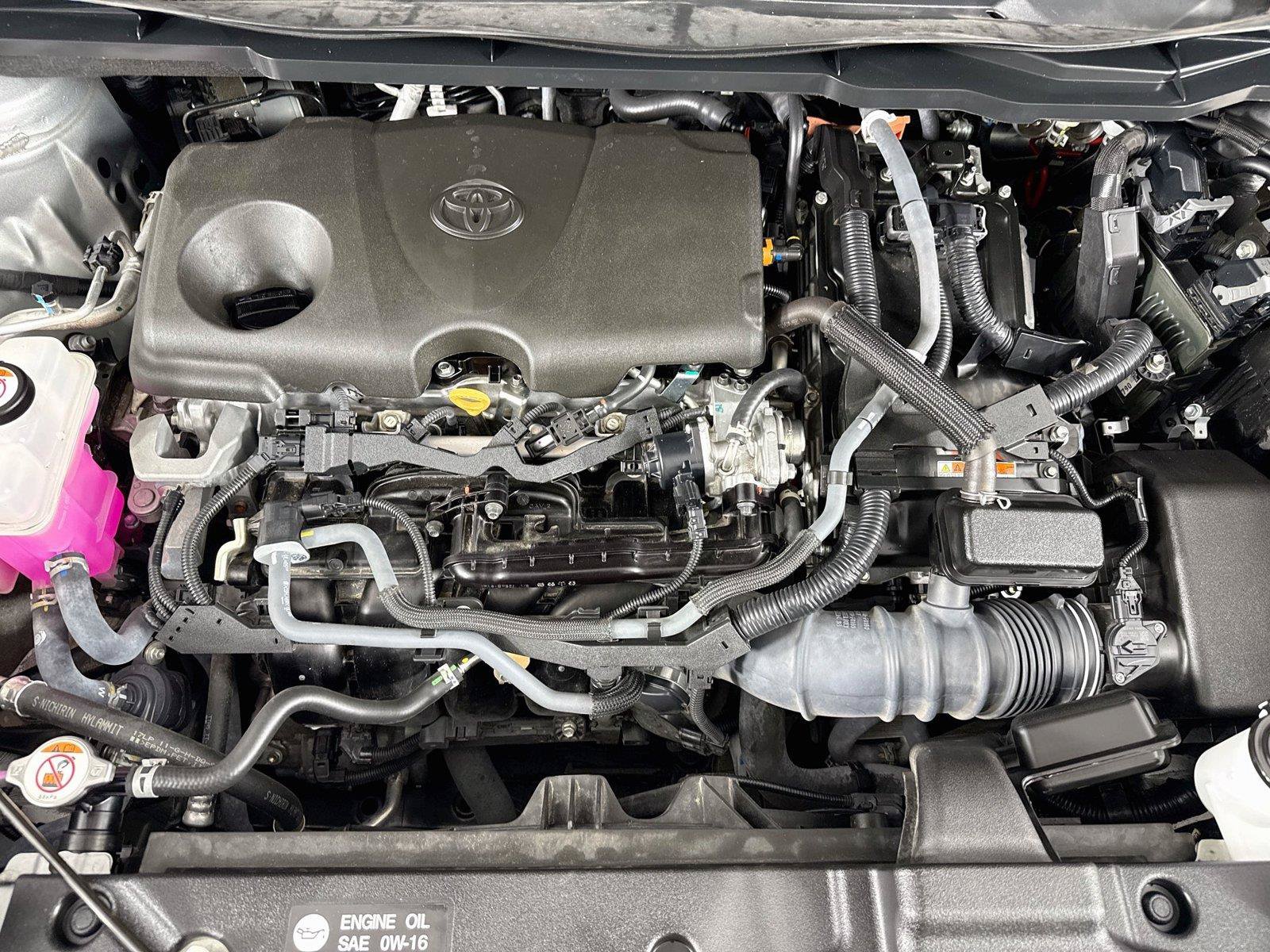 Certified 2025 Toyota Sienna XLE FWD image 44