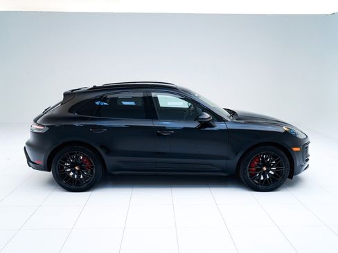 Used 2022 Porsche Macan GTS image 8
