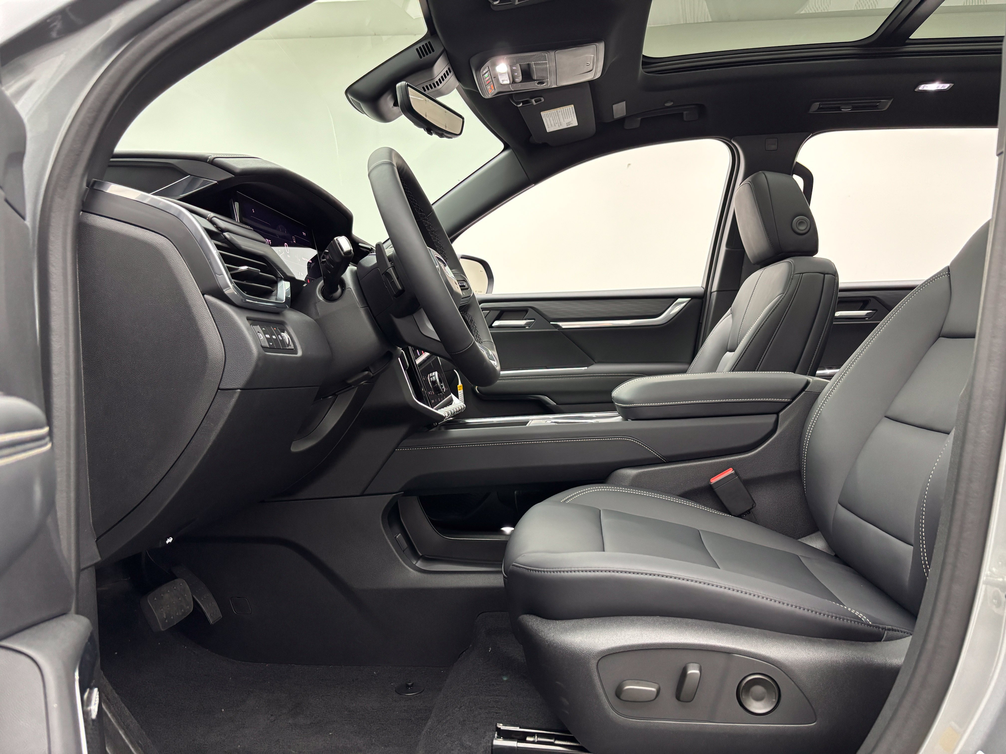 New 2027 GMC Acadia Elevation w/ Elevation Premium Package AWD/4WD image 19