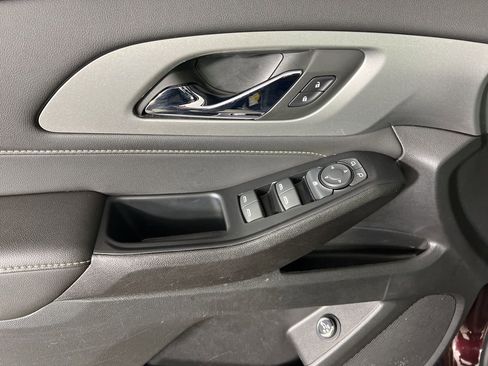 Used 2023 Chevrolet Traverse LT w/ LPO, Floor Liner Package AWD/4WD image 15