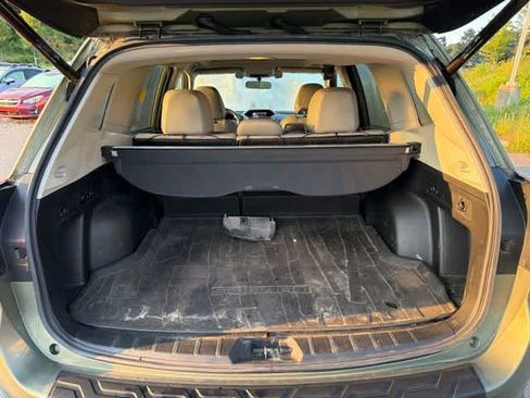 Used 2019 Subaru Forester Limited AWD/4WD image 12