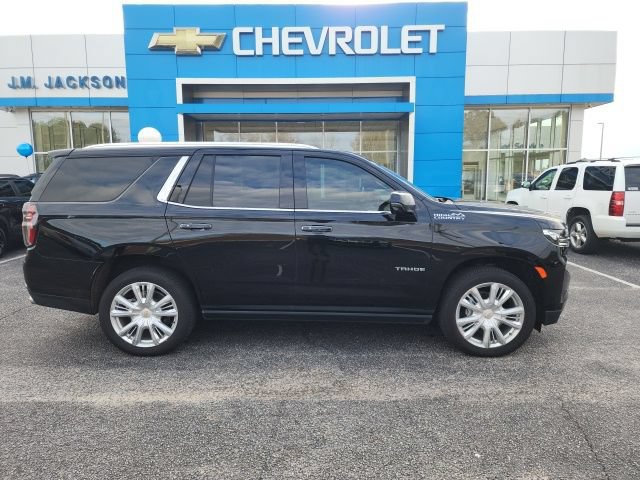 Used 2024 Chevrolet Tahoe High Country AWD/4WD image 6