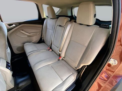 Used 2018 Ford Escape SE w/ Ford Safe & Smart Package AWD/4WD image 21