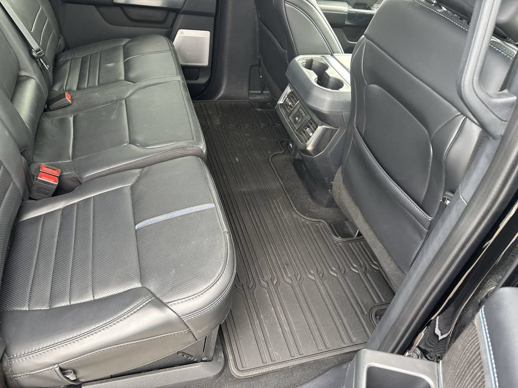 Used 2025 Ford F250 Platinum AWD/4WD image 40
