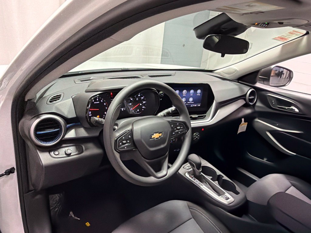 New 2026 Chevrolet Trax LS FWD image 17