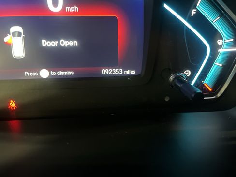 Used 2018 Honda Odyssey Elite image 25