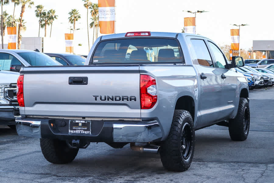 Used 2018 Toyota Tundra SR5 w/ SR5 Upgrade Package RWD image 4