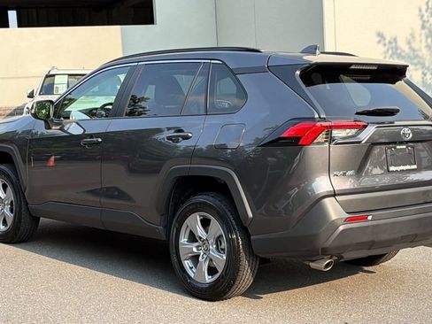 Used 2025 Toyota RAV4 XLE w/ Convenience Package AWD/4WD image 3