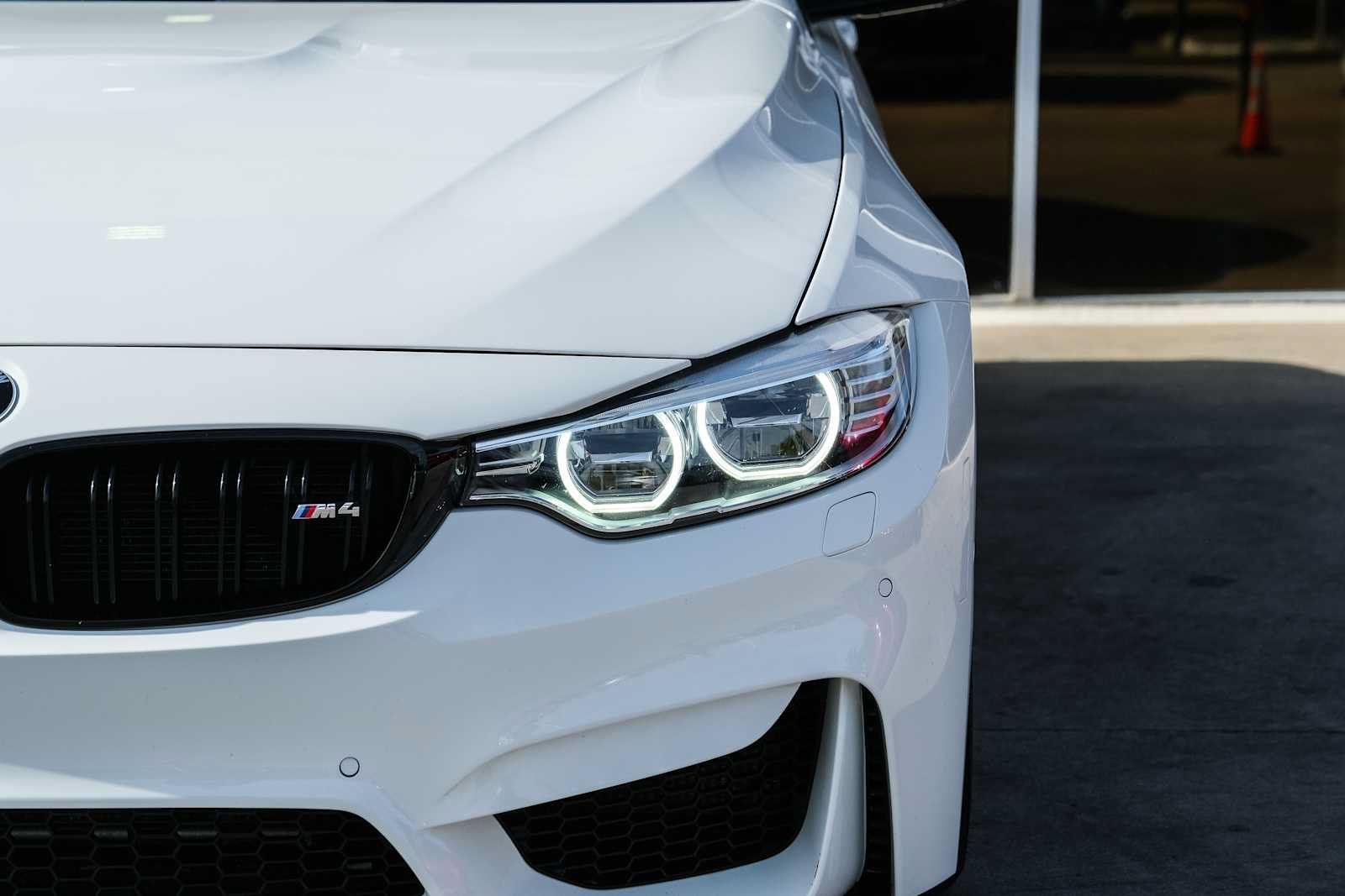 Used 2015 BMW M4 Coupe RWD image 6