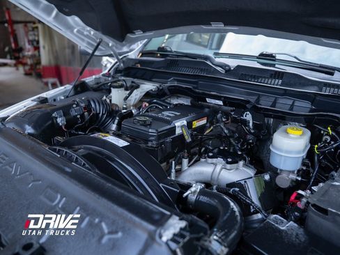 Used 2014 RAM 2500 SLT w/ Cold Weather Group image 39