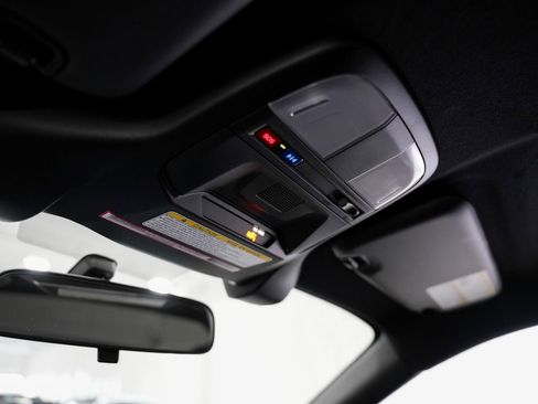 Used 2024 Toyota GR86 Premium image 25