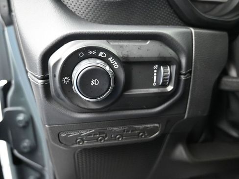 New 2026 Jeep Wrangler Unlimited Rubicon w/ Technology Group image 13