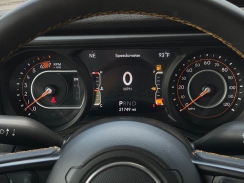 Used 2024 Jeep Wrangler Sport AWD/4WD image 11