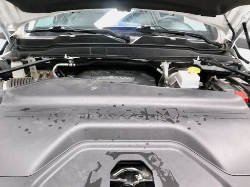 Used 2024 RAM 2500 Big Horn image 13