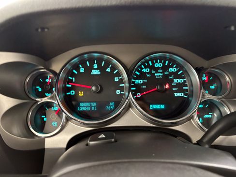 Used 2010 GMC Sierra 1500 SLE w/ Power Pack Plus AWD/4WD image 33