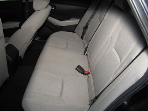 Certified 2023 Honda Accord EX image 12