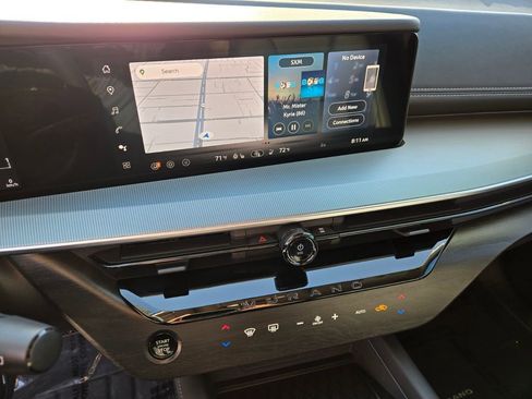 Certified 2025 Nissan Murano SL w/ Cargo Package image 26