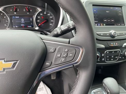 Used 2024 Chevrolet Equinox LT AWD/4WD image 18