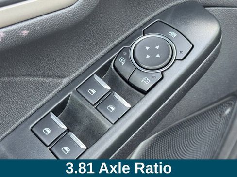 Used 2022 Ford Escape SEL image 18