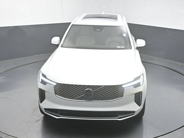 Used 2026 Volvo XC90 T8 Plus w/ Protection Package Premier AWD/4WD image 45