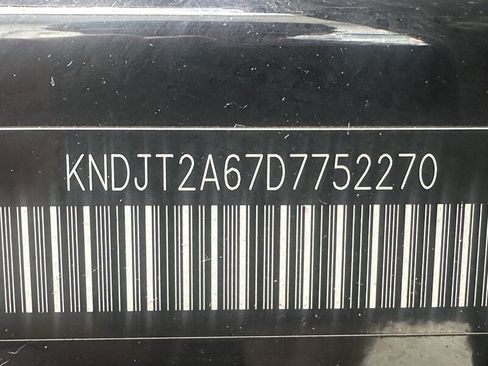 Used 2013 Kia Soul + FWD image 17