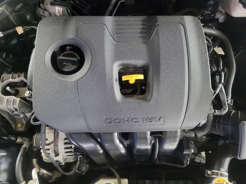 Used 2019 Hyundai Elantra SEL image 30