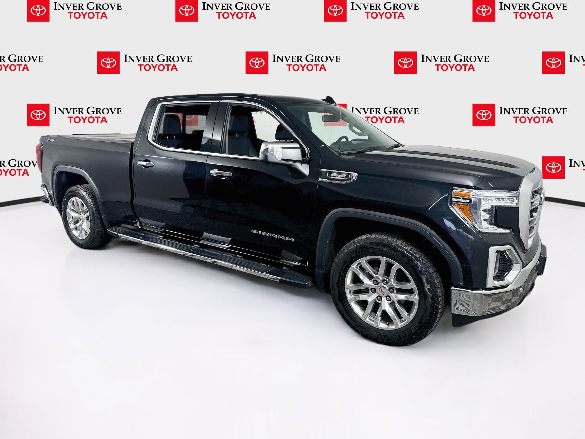 Used 2021 GMC Sierra 1500 SLT w/ SLT Premium Plus Package AWD/4WD image 3
