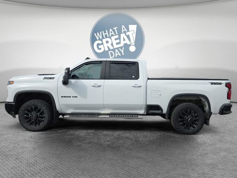 Used 2025 Chevrolet Silverado 2500 LT w/ Trail Boss Package image 7