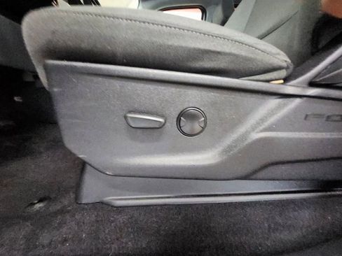 Used 2023 Ford F150 XLT image 8