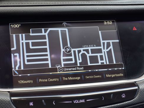 Used 2018 Cadillac XT5 Luxury w/ Driver Awareness Package FWD image 14