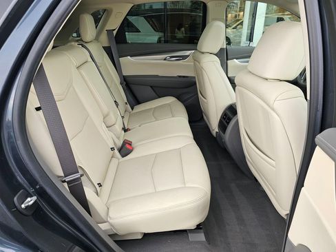Used 2019 Cadillac XT5 Luxury AWD/4WD image 12