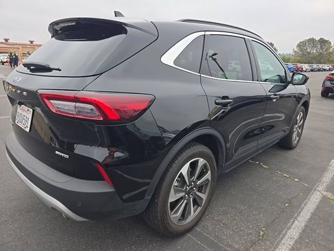 Used 2025 Ford Escape Platinum AWD/4WD image 6