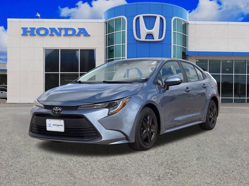 Used 2024 Toyota Corolla LE FWD image 7