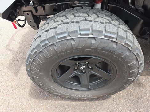 Used 2011 Jeep Wrangler Rubicon w/ PWR Convenience Group AWD/4WD image 23