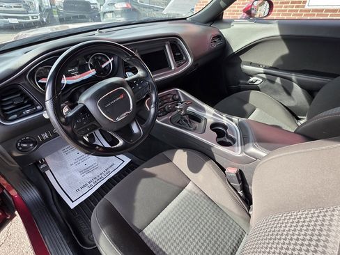 Used 2021 Dodge Challenger R/T image 12